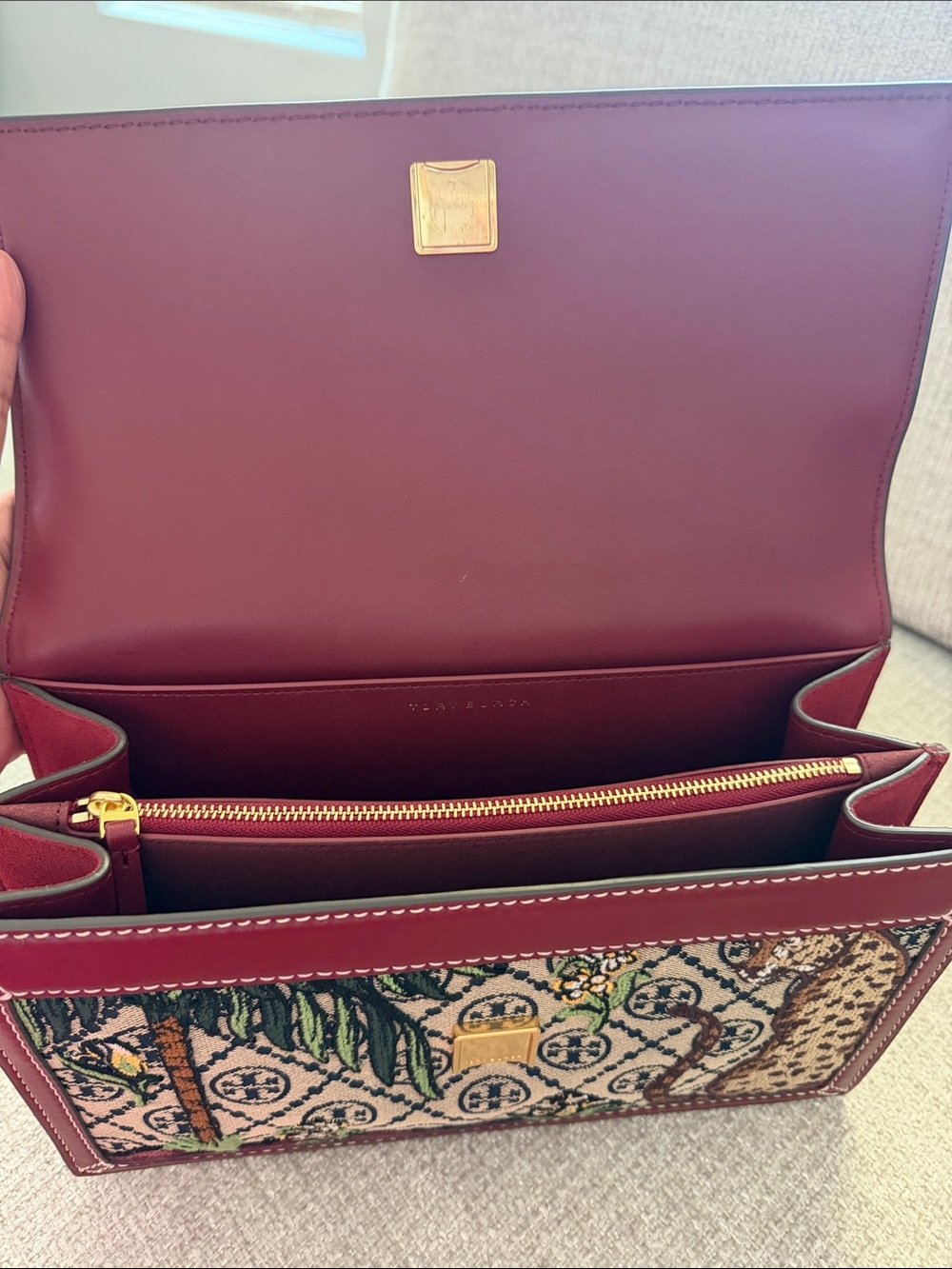 Tory Burch Burgundy Botanical & Leopard Canvas Crossbody Bag Limited Edition - Picture 3 of 7
